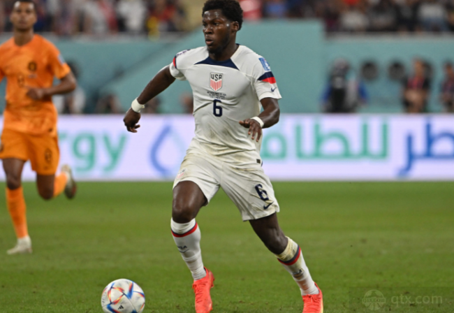 中路游走与 中路游走与